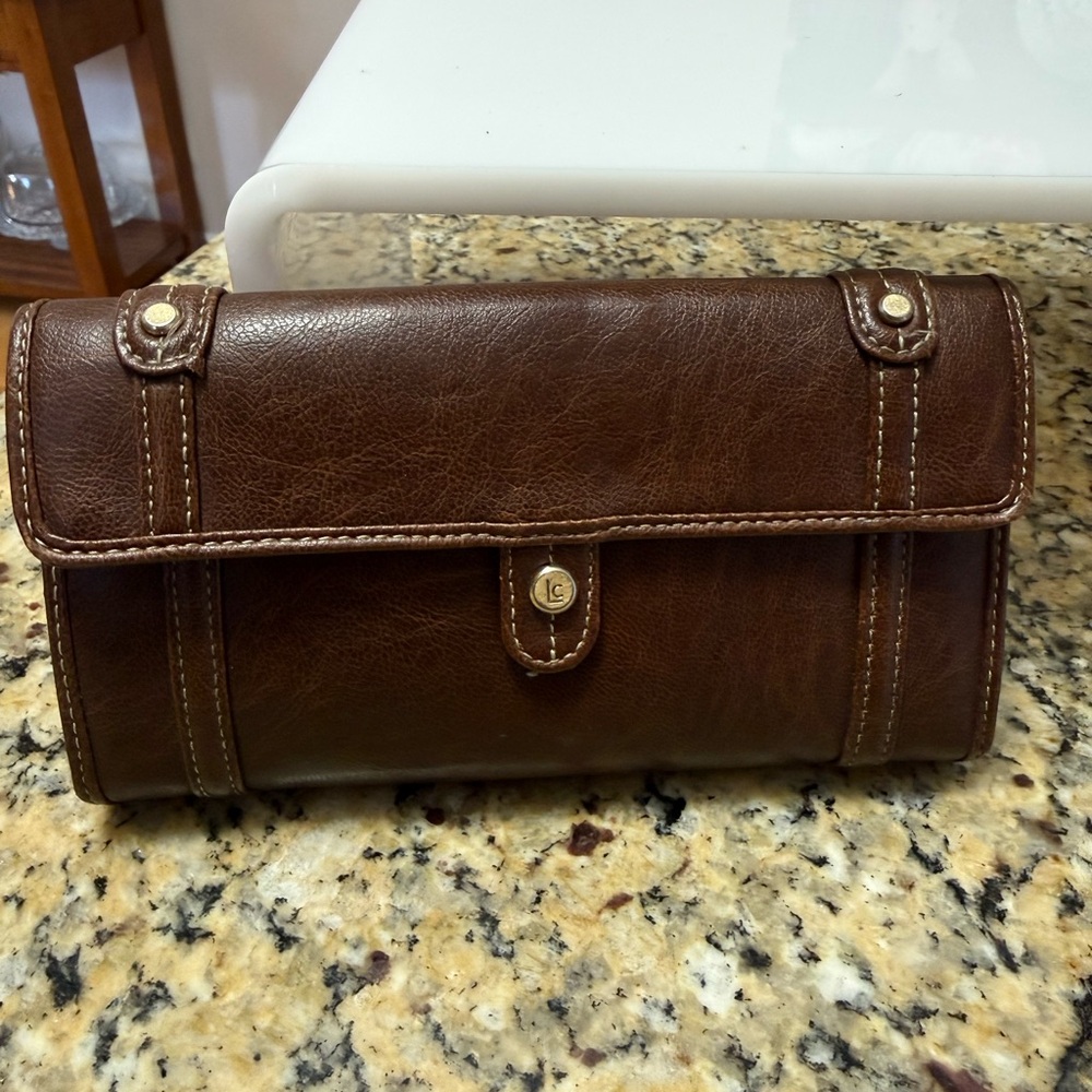 Liz Claiborne brown leather wallet